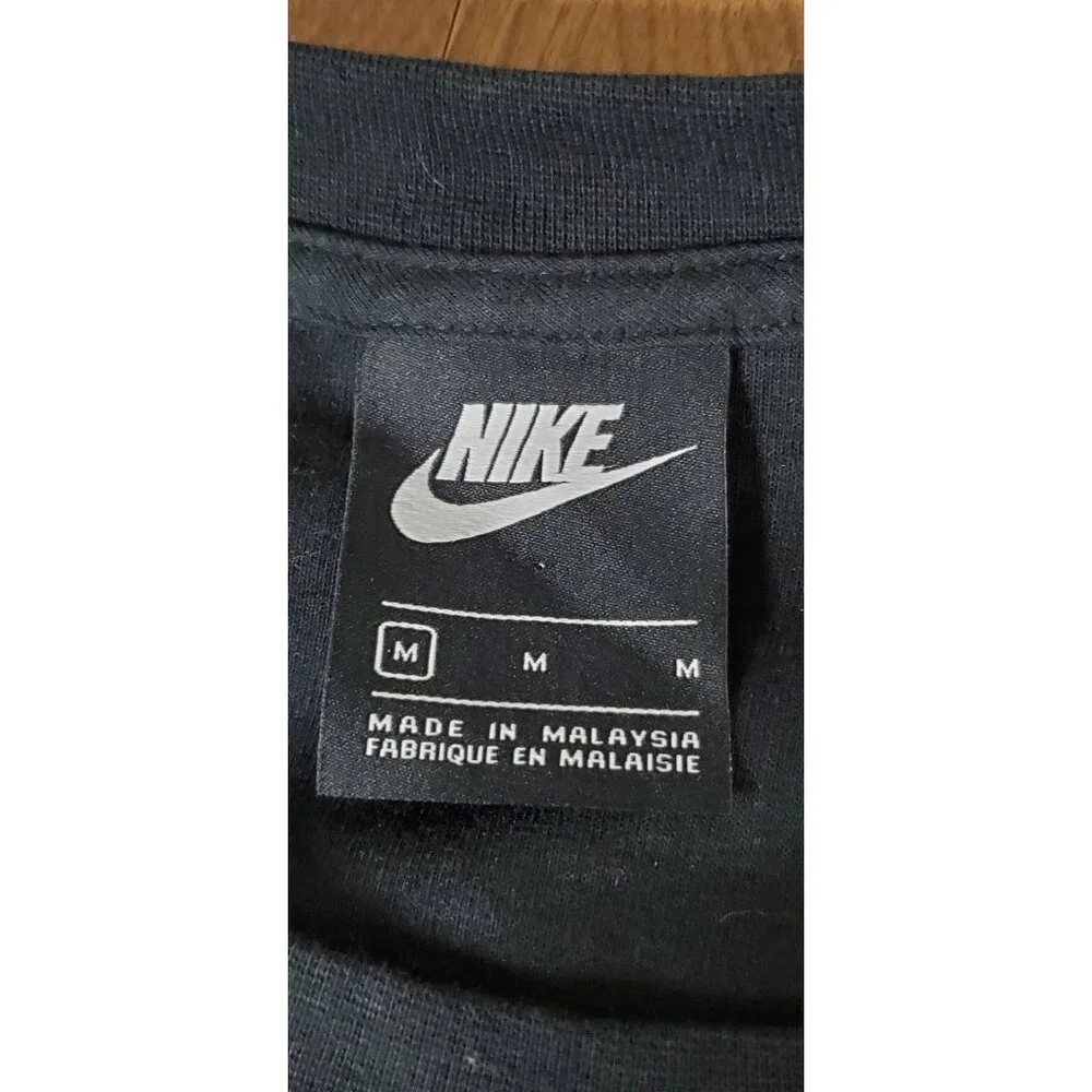 Nike Unisex Black Crewneck Sweatshirt‎ With White Stripe Detail & Logo